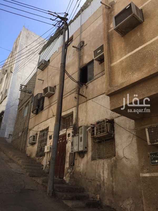 1691660 بيت شعبي دورين وملحق للبيع
عاجل جداً
بيت شعبي فالعتيبية يبعد عن الحرم أقل من 2 كيلو للبيع مساحه 100 متر بصك اكتروني وجاهز للافراغ وطبعاً كل الخدمات موجودة من صرف صحي ومياه العين والكهرباء دورين وملحق يتكون الدور الارضي من 3 غرف ودورة مياه ومطبخ والدور العلوي يتكون من 3 غرف ودورة مياه والملحق غرفه كبيرة السوم ٤٥٠ الف والجاد يتواصل معي وممكن تجي تشوف البيت على الطبيعه للتواصل واتساب ولا اتصال