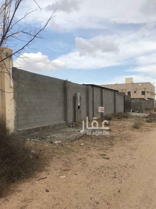 1483165 استراحة للبيع في الطائف الرميدة خلف محطة القحطاني قريب الجامعة
مكونة من قطعتين اجمالي المساحة 1250 متر
على شارعين 15 و 12
يوجد بها مجلسين خارجيه وثلاث غرف وصالتين صغيره ومطبخ
وثلاث حمامات
وحوش كبير ودكتين خارجية
ومدخلين للاستراحة
سبب البيع ظروف ماديه
السعر قابل للتفاوض
لا يوجد عليه صك
يوجد وثائق من مكتب الاشراف
عمر الاستراحة 15 سنة
للتواصل
0563871282
علي العوفي