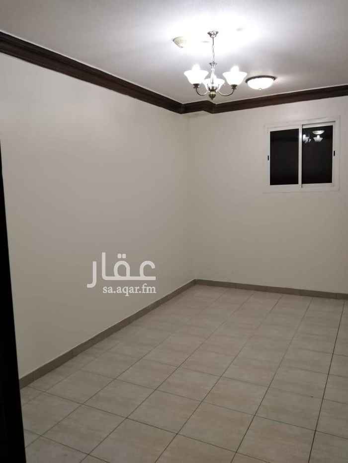 1583713 للإيجار شقه عوائل صغيره
مكونه من غرفه نوم وسيعه ومطبخ جانبي ودوره مياه
راكب مطبخ جديد
راكب مكيف جديد
موقع متميز جدا
جميع الخدمات متوفره بالجوار