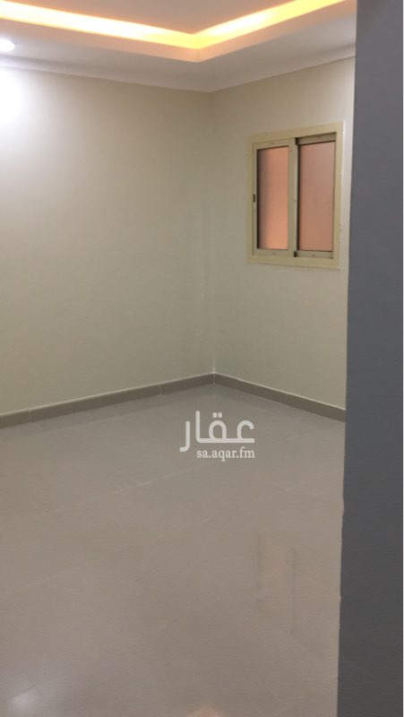 1510290 شقه للايجار في الدمام حي النور عوايل في الدور الاول يوجد اصنصير ومواقف سيارات مظله وحي هادئ عباره عن غرفتين نوم وصاله وغرفه خادمه صغيره ومجلس ومدخلين للشقه جديده وثلاث حمامات والدفع نص سنوي تامين ٥٠٠ ماء ١٠٠
التواصل واتس اب ٠٥٦٤١١١١١٨🤚🏾
للتوصيح انا مالك لايوجد لدي سواها
وليس مكتب وذلك للتوضيح