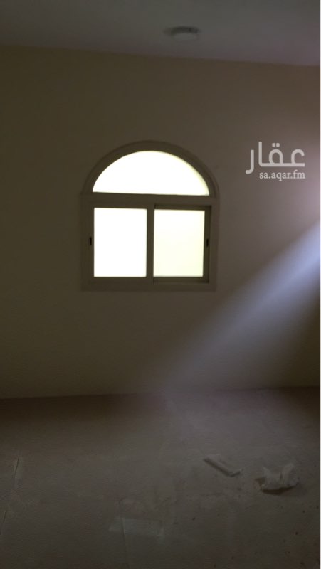 1513517 للبيع شقه تمليك الهفوف في العليا خلف مطعم شوايه الخليج مقابل مستوصف هجر الهفوف مكونه من غرفتبن نوم وصاله ومجلس ومطبخ مغلق وحمامين وغرفه غسيل في الدور الاول درج الشقه جديده وتو واصلها الكهرباء ( بدال ما تدفع ايجار )
يقبل البنك العقاري والتجاري 👆🏾👆🏾👆🏾👆🏾 👍
السعر مع الضريبه ** الشقه جديده ولم تسكن نهائيا
يوجد مقطع فيديو ع الوااااتس اب قابل للتفاوض البسيط للجاد فقط