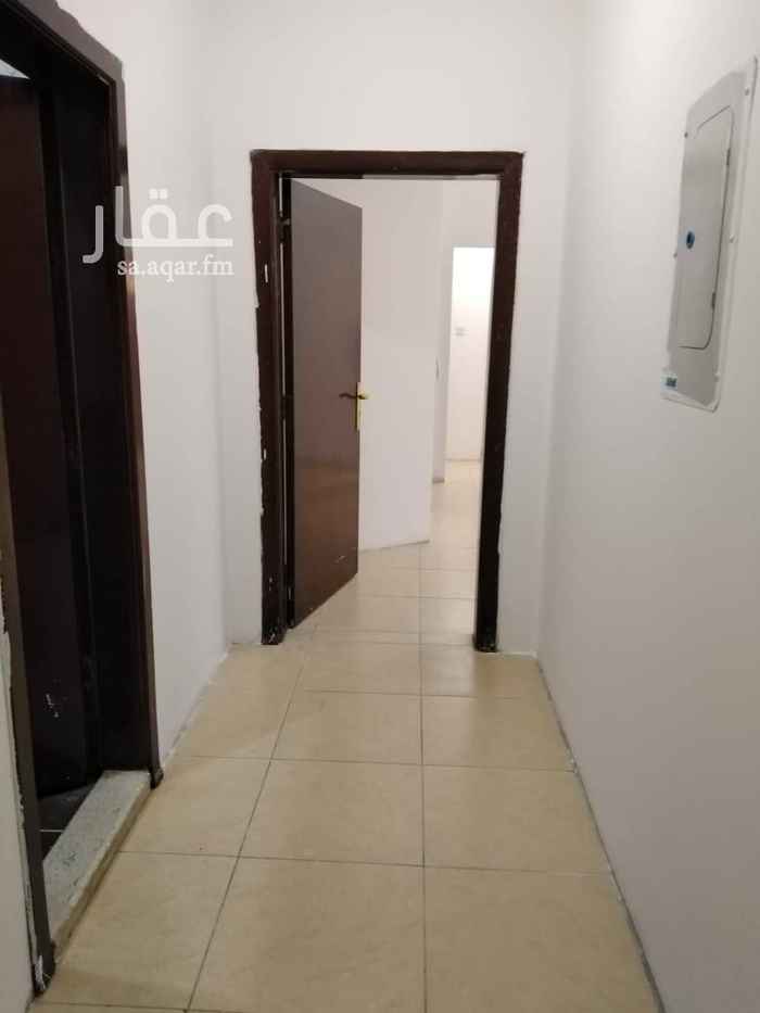 1642354 شقه عوائل للايجار ٣ غرف وصاله وحمامين ومطبخ راكب مكيفات
ومطبخ مجدده بالكامل
موقع متميز متوفر جميع الخدمات قريبه من طريق الإمام سعود ومن التخصصي
مقابل مدرسة دله
للتواصل 0535323168