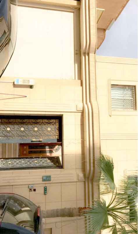 1553663 السلام عليكم مساء الخير
يوجد لدي في فيلا خاصه
دور ارضي يتكون من:
مدخل خاص
- حوش صغير امامي بدون قراج
- حوش خلفي مع مسبح
- صالتين
- مطبخ راكب جوده ممتازه
- غرفتين نوم
- مكيفات راكبه سبلت و مركزي
- حمامين تكرمون
- غرفة خادمه في الخلف
- غرفة غسيل ملابس خلفيه
- موقف خاص للدور امام الفيلا
للتواصل واتس اب لا هنتو على
٠٥٦٤٢٩٩٩٩٥
واتس اب
٠٥٦٤٢٩٩٩٩٥