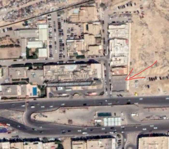 1516676 على طريق الملك عبدالعزيز و طريق فرعي
موقع استراتيجي، يبعد امتار من مدخل المترو
المنطقة ذو مستقبل تجاري و ترفيهي واعد
تصلح لمباني مقاهي او مطاعم عالمية او اخرى