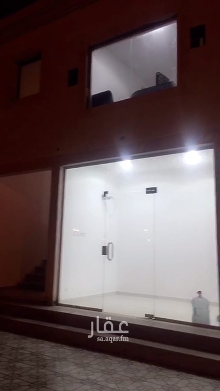 1395489 محلات تجاريه للايجار واحد منهاا مهيئه في التصميم لمغسلة ملابس
وغرف عزاب للايجار .... بجوار تموينات فهد على الشارع الستين الرئيسي السابع الثاني عشر