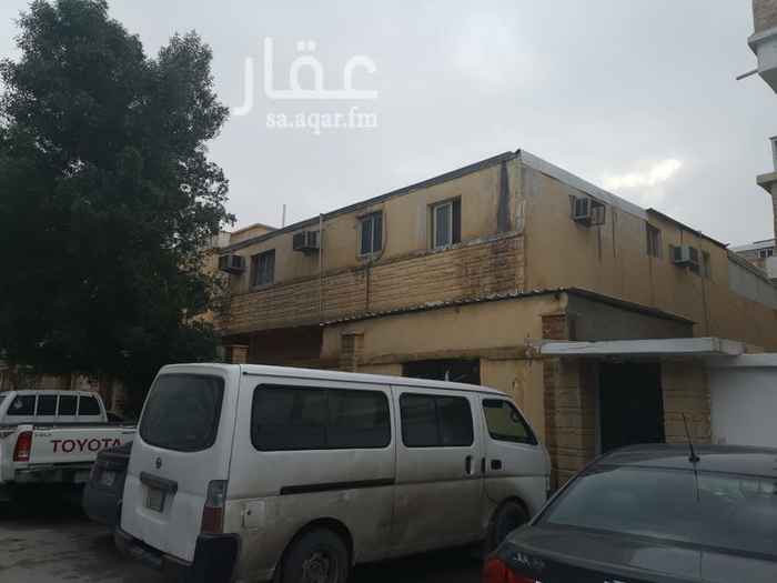 1397294 عماره للبيع مكونه من شقتين ارضيه عمرهاا ٣٥مؤجره في حي الباديه بجوار المدارس سعرهاا450