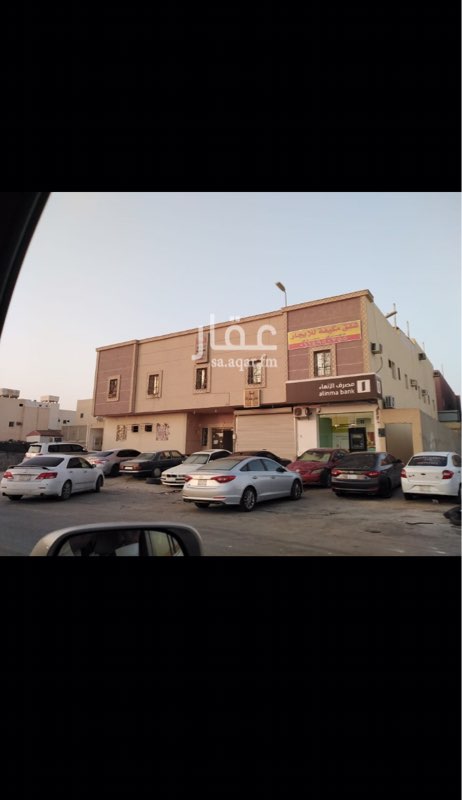 1705686 للبيع عمارة تجاريه ٢٣شقه و٤ معارض وصراف و٤ غرف في الخلف الدخل الشهري للشقق والغرف ٢٥ الف + الصراف ٢١ الف سنوي عقد عشر سنوات+ المحل٢٠ الف سنوي
الدخل تقريبا ١٠٪ العقار طيب ودخله طيب الحد ٣مليون و٥٠٠ الف قابل للتفاوض صاحب العقار داخل مشروع واحتاج سيوله
خبرة الانشاء /0564553885