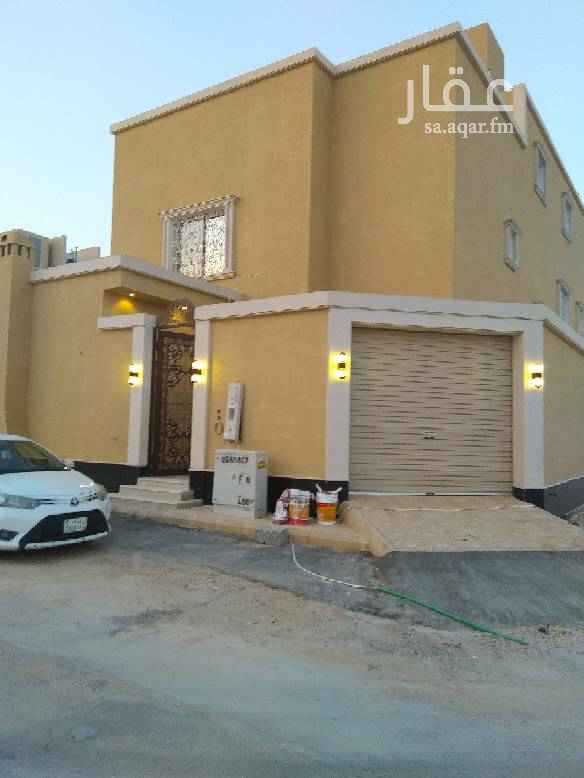 1428082 للبيع فيلا مساحتها 350 متر زاويه جنوبيه غربية شوارع 15 درج بالصاله شغل شخصي مؤسسة مصعد الفيلا جنوب الثمانين غرب عبد العزيز قريبا من عبد العزيز السعر علي السوم الموقع صحيح اسفل الإعلان