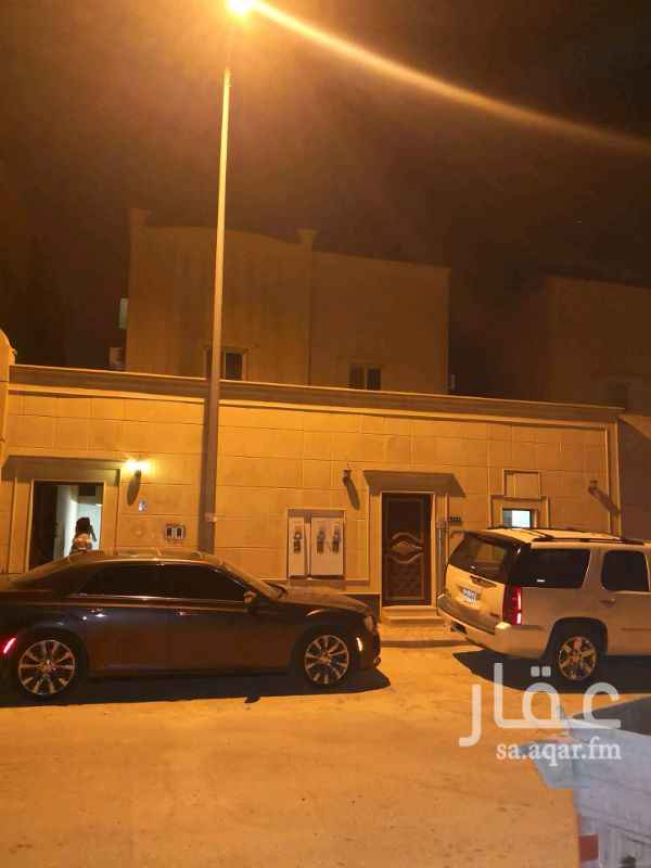 1130542 يوجد دور علوي يتكون من خمس غرف وصالة وحمامين ومطبخ راكب ومكيفات راكب للتواصل 0564666682
