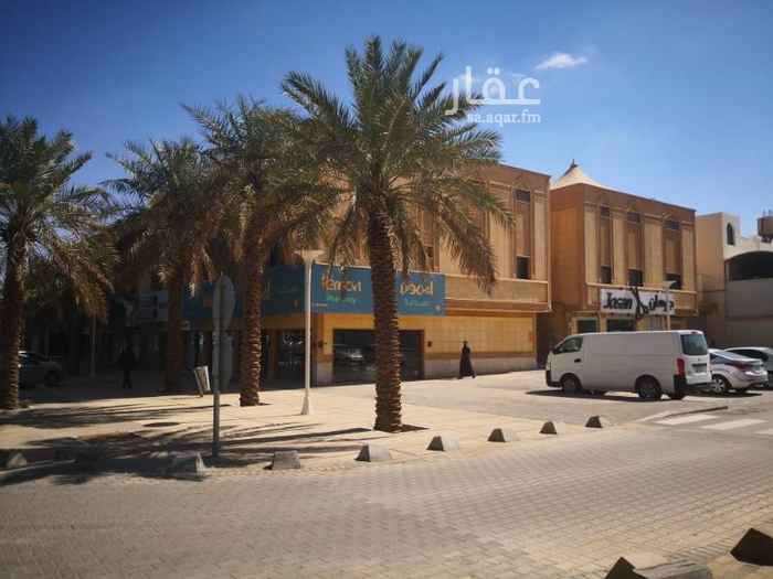 1401217 شقة علويه ثلاث غرف وحمامين ومطبخ راكب ومكيفات راكب