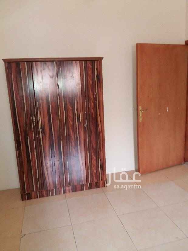 1466708 إيجار صيفية شقه مدخلين غرفتين نوم وصاله ومطبخ وحمامين ومجلس ومقلط شاملة جميع الخدمات