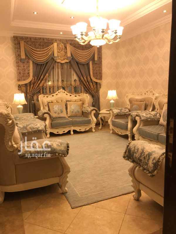 1618165 شقة للبيع مؤثثه بالكامل فخمه جداً الاثاث Very luxurious
في حي الحمراء ممتازه جداً نظيفه عمرها اربع سنوات خلفها حديقه داخلها حوش مكيفات ثلاجات غسلات راكبه جاهزه جداً
قريبه من الخدمات كلها الحي هادي جداً