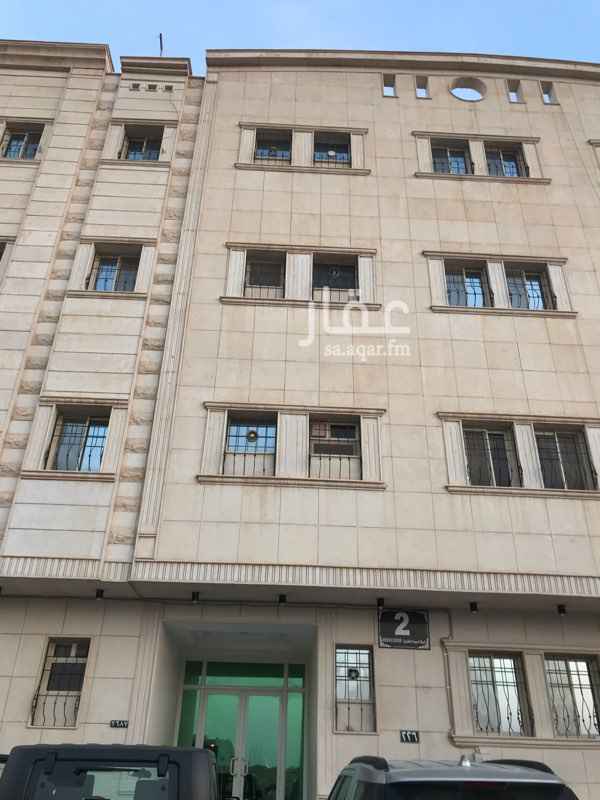1757032 السلام عليكم شقة للبيع في حي الرشد
الموقع شارع 30 يفتح شمال خلف اطياف مول حي الرشد المساحه 132 مقابل حي الحمراء شارع حسن بن علي مدخلين موقف خاص 4 غرف وصاله 2 دوره مياه الشقه واسعه وشرحه مطبخ راكب مؤثثه كنب صاله + كنب مجلس فقط مطبخ راكب مكيفات سبيلت عدد ٥ تشطيب فاخر الارضيه باركيه ديكورات
موقع مميز جداً وجميع الخدمات متوفرة
لتواصل: صالح/0565215609