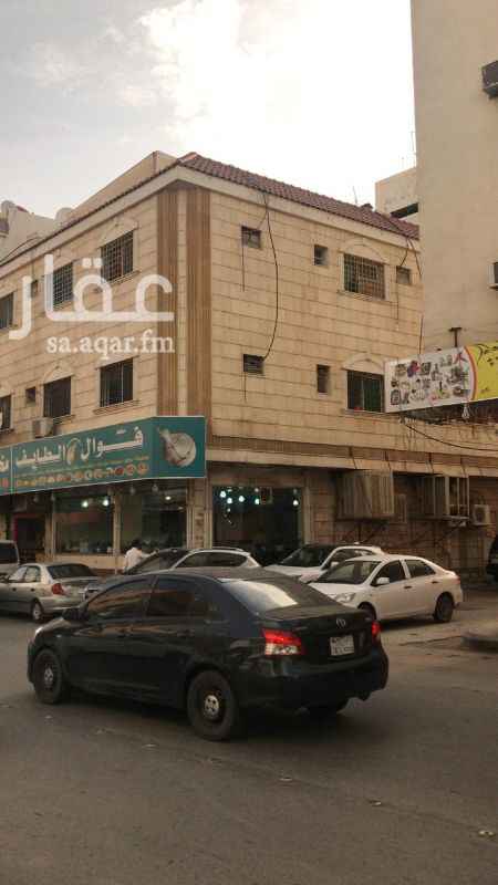 1288628 فرصه استثماريه ممتازا جدا عماره تجاريه سكنيه بشارع المنفوحه العام
مساحه ٢٢٣ م زوايه علي شارعين موقع ممتاز جدا
دخلها170الف بعد نزول الايجارات
بهاا٣فتحات و ٨ شقق وملحقين
سوم مليون و500 الف
البيع قريب( بإذن الله )ملوحظه الموقع غير دقيق