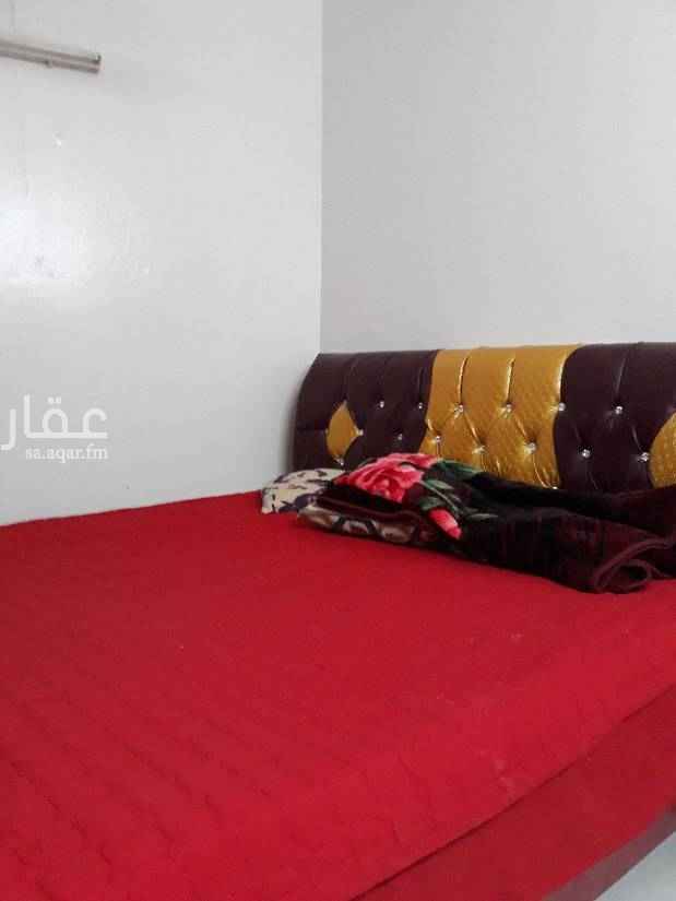 1590735 شقة عوائل غرفة نوم ومجلس وحمام ومطبخ مؤسسة كامل اجار شهري ٨٠٠ريال دور ارضي .منفوحة علي شارع الستين جوار العجمي لتاجير السيارات.الاتصال ابو احمد جوال
٠٥٦٥٣٣٢٢٢٦ من الساعة الرابعة عصرا حتي الساعة ٩ مساء