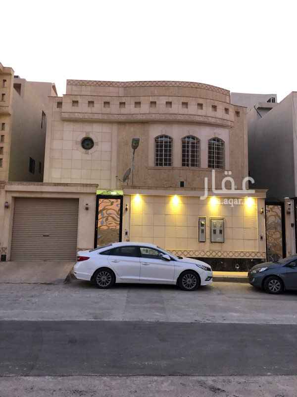 1711413 شقه في الدور الثالث مدخل مشترك
تتكون من غرفتين نوم بينهم دوره مياه
وصاله ومطبخ
ومجلس رجال بدوره مياه
عداد كهرب منفصل
اجار شهري كل شهر ١٠٠٠
والسنوي ب ١١٠٠٠