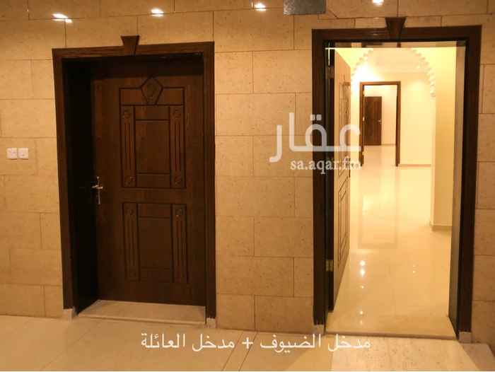 1692209 الماء + الغاز مجاني
تقع الشقة في حي الشرفية وتتميز بقربها من الخدمات وأيضاً قربها من جامع النفيسة (يوجد مصعد)