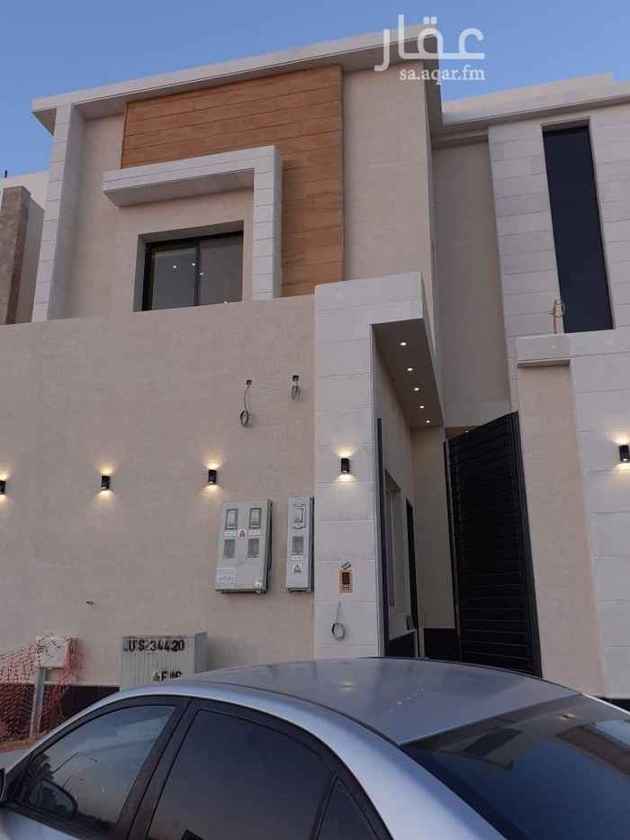 1698126 فيلا درج بالصالة مع شقتين غربية شارع ١٨بالقمرا ٥ الدور الارضي مدخل سيارة وغرفة سائق وملحق خارجي ومجلس ومقلط وصالة وغرفة كبار سن ومطبخ ومستودع ومؤسس مصعد الدور العلوي ثلاث غرف ماستر والسطح غرفة خادمة السعر مليون ٦٠٠ الموقع غير دقيق للتواصل على الوتس ٠٥٠٠٩٠٢٣٢٧