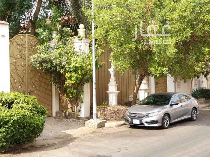 1723380 صلى الله على سيدنا محمد
فيلا دور ارضي مكونه من 3 غرف مع صاله ومطبخ + 2 دورة مياه
وباقي الارض فيها 10 غرف خارجيه منفصله مع منافعها والحوش 13x7 مبلط مع مضاله كامله للحوش
الموقع ظهير شارع المنار العام خلف سوبرماركت المنار مباشره
منطقة فلل دوبلكس
تم عمل البناء بجودة عالية جدا من حيث المواد البناء والكهرباء والسباكة بالإضافة إلى الأبواب الخشبية الداخلية والنوافذ
موقع مميز جداً
التفاوض والتواصل مع الجاد فقط