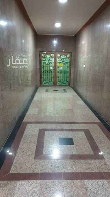 1686935 👆🏻 شقة ٤ غرف وصالة للايجار بحي الحمراء الشرقية شارع المدارس بالدور الثاني السعر ٢٤٠٠٠ ريال