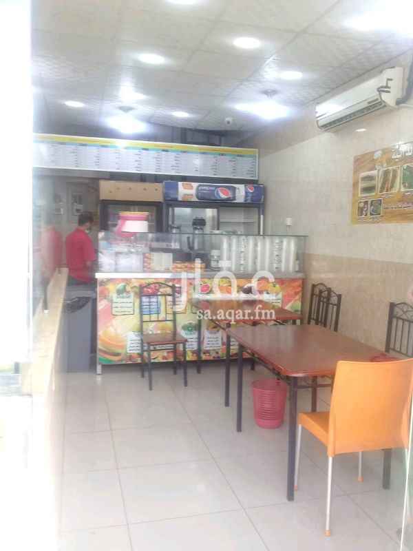 1280858 بوفية القريات الذاتية ايجاره ٢٤ الف سنويا فقط. التقبيل بكامل المعدات لعدم التفرغ وعليه زباين كثير