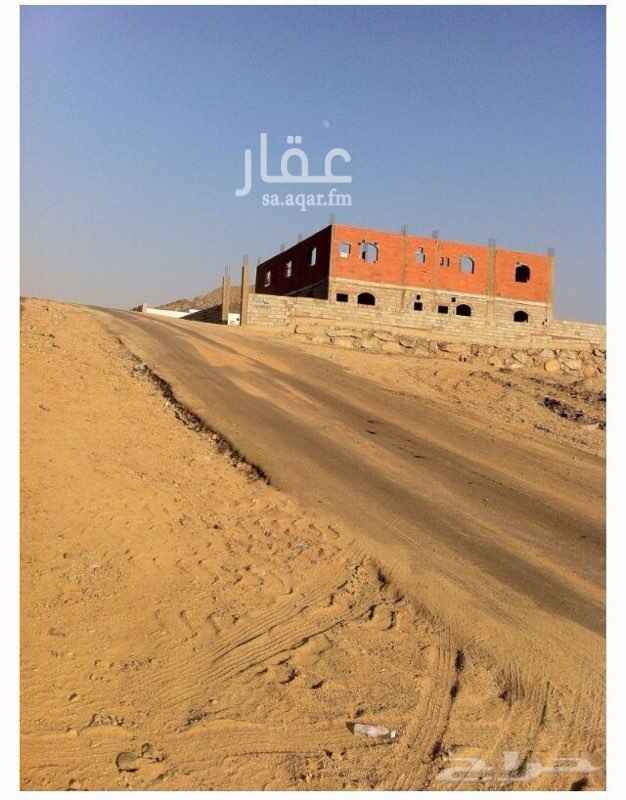1399990 عمارة للبيع بحي الحرازات مخطط المحمل خلف بقالة مكه مساحة الارض 750 مساحة البناء 248 الارض بوثيقة يوجد عداد كهرباء العماره علئ شارعين شارع تجاري وشارع عام مؤسس للاصنصير الستفسار علئ الرقم 0565656145 السعر قابل لتفاوض للجادين فقط
