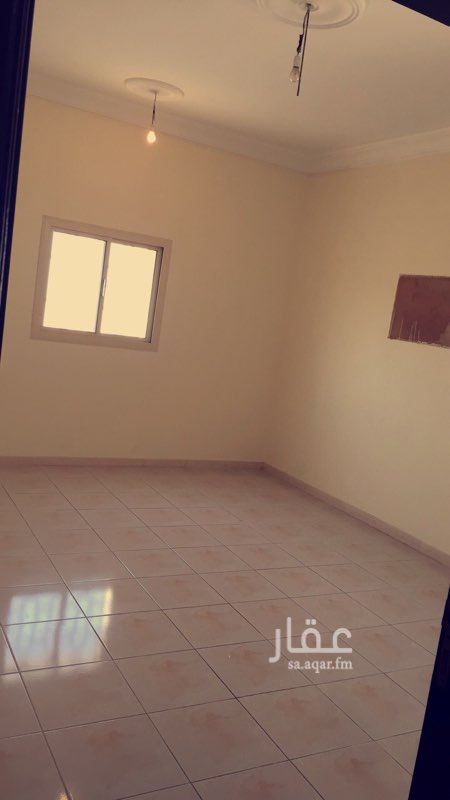 1490602 غرفتين وصالة ومطبخ وحمام للايجار - عوائل
0565692492
جدة - ابحر الشمالية