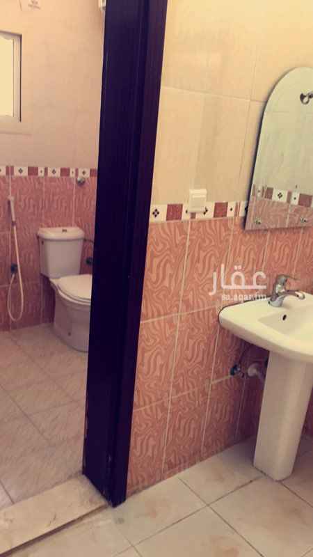 1681703 شققق للايجار مكونه من : 4 غرف وصالة ومطبخ وحمامين ( مدخلين )
ابحر الشمالية - الياقوت
0560988982