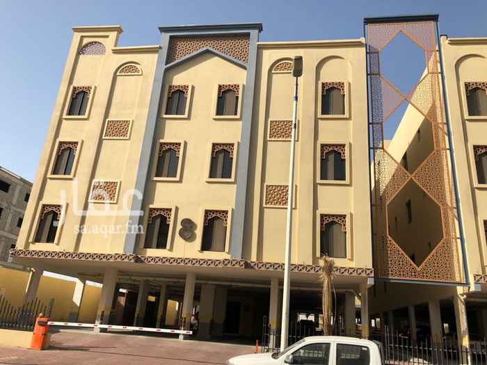 1661508 شقة ثلاث غرف نوم و مجلس و مستودع و صالة و مطبخ و مكيفات جديدة