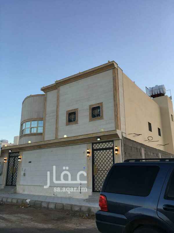 1755253 العمارة جديدة تشطيب سوبر لوكس تتكون من فيلا وثلاث شقق