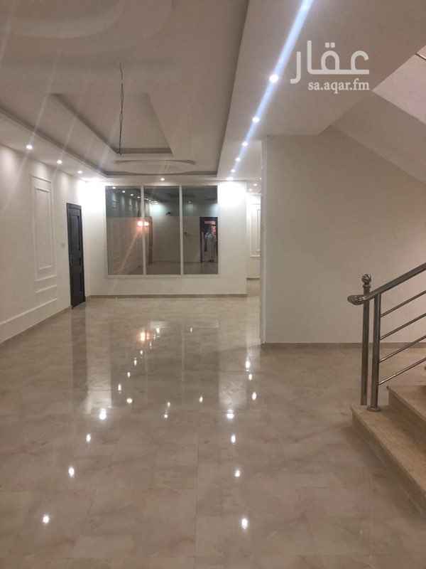 1739751 فله مساحتها 315جميله جدا
الدور الأرضي : حوش + قراج غرفة حارس
مجلس رجال ومقلط وصاله كبيره ومجلس حريم ودورتين مياه .
الدور الاول : 4 غرف وثلاث دورات مياه وسيرفس وصاله .
الملحق : غرفتين وصاله ودورة مياه مع السطح.
المطلوب : مليون و 300.الوسيط ام بدر ٠٥٥١٠٣٥٨٧٠ الموقع غير دقيق