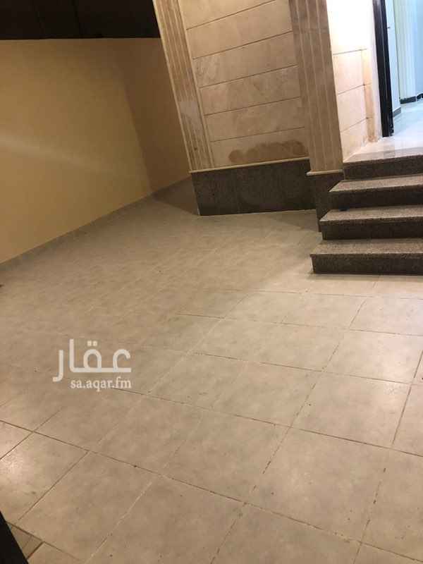 1739756 فله مساحتها 315جميله جدا
الدور الأرضي : حوش + قراج غرفة حارس
مجلس رجال ومقلط وصاله كبيره ومجلس حريم ودورتين مياه .
الدور الاول : 4 غرف وثلاث دورات مياه وسيرفس وصاله .
الملحق : غرفتين وصاله ودورة مياه مع السطح.
المطلوب : مليون و 300.الوسيط ام بدر ملاحظه الموقع غير دقيق رقمي ٠٥٥١٠٣٥٨٧٠