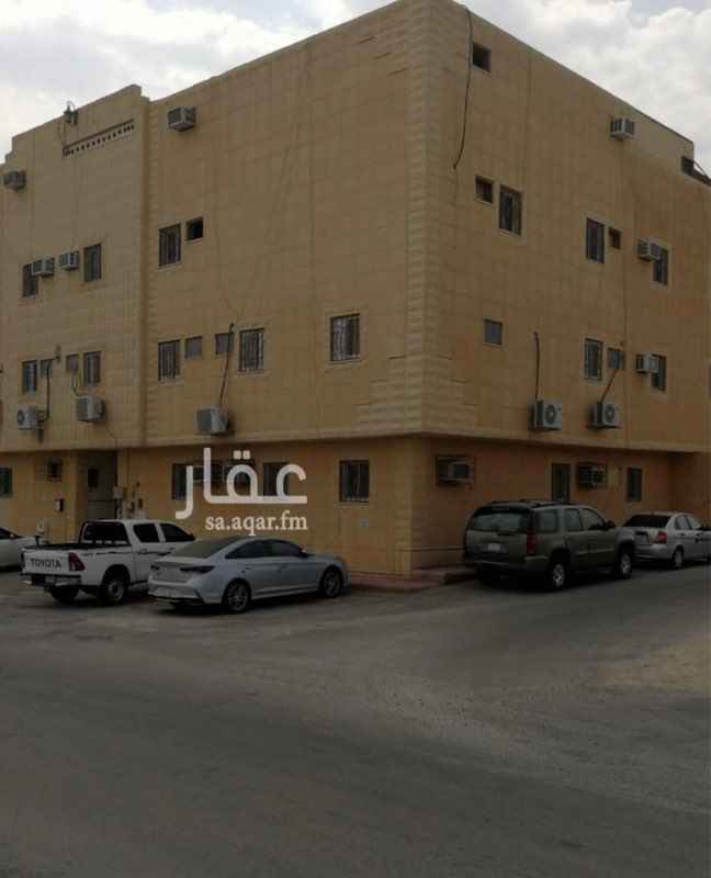 1746763 شقه عائليه مؤثثه كامل نظيفه ومرتبه تتميز بقربها من المسجد ومكان ترفيهي وصيدليه ومحطه شامله الخدمات
الكهرب والماء على المستاجر
السعر قابل للتفاوض على حسب مده الأقامه