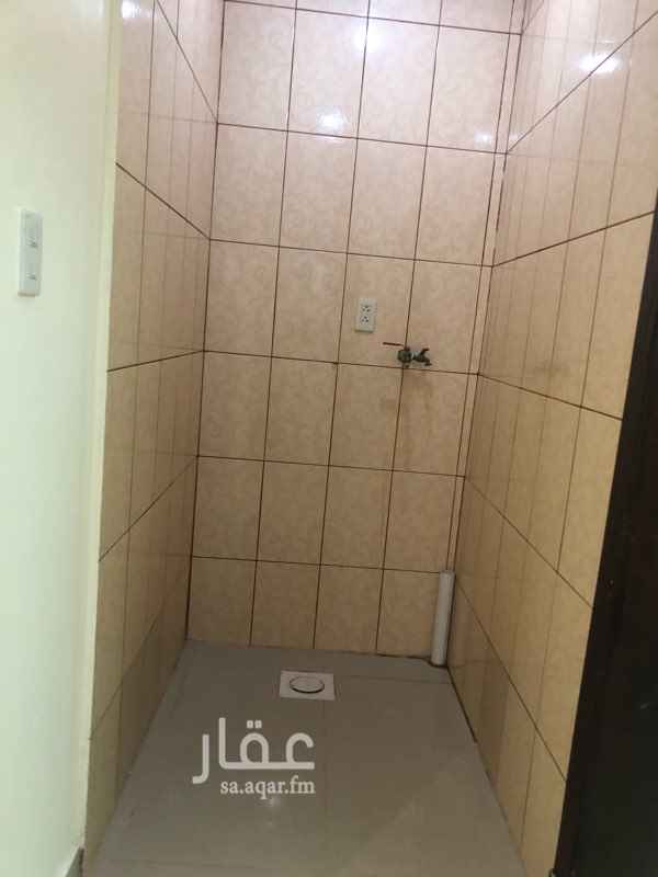 1510453 شقة للإبجار بحي النور ارضيه
غرفتين وصالة ودورتين مياه ومطبخ ومجلس مع حوش ومدخل خاص
خلف هرفي مباشره
ايجار شهري ١٤٥٠