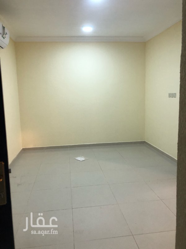 1671007 شقتين جديده للإيجار عزاب بحي المنار
غرفة ودورة مياه ومطبخ .. بمكيفاتها
ايجار شهري ١٠٠٠ ريال شامل الماء والكهرباء