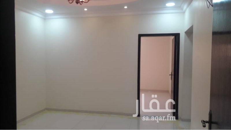 1763804 شقة للإيجار بحي النور عوائل
غرفتين وصالة ودورتين مياه ومطبخ .. ومجلس
دور اول .. مدخلين
ايجار شهري ١٥٠٠
يوجد شقتين بنفس العمارة ..