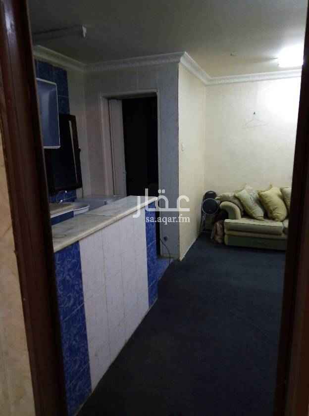 1416788 غرف عزاب للايجار
غرفه +حمام+مطبخ
مفروشة،، الماء والكهرباء علي صاحب العمارة الموقع شارع الربيع الأنصاري (الشرطه القديم )
مكتب اهلا وسهلا،،، ٠٥٠٠٢٦٧٠٧٠