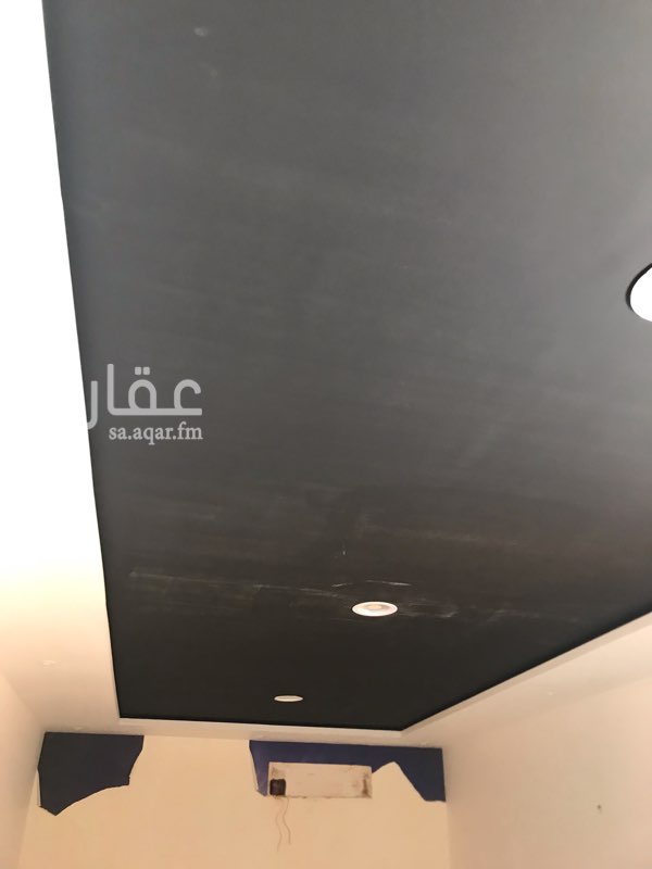 1751538 استراحة نظام كمباود لشباب قريبة من طريق ابو بكر دقيقة وجنبها جميع الخدمات
متبقي واحده
عبارة عن غرفة بمساحة 5*7
وحمام
ومطبخ
ومستودع
وحوش
مميزات الاستراحه نظام كمباود مطبخ راكب مستودع + جبس جديد ديكور
يقبل الدفع الشهري لطلاب الجامعة 2000 ريال شهرياً
ويقبل الدفع الربع سنوي لغيرهم ونصف سنوي والسنوي
باقي استراحة وحده