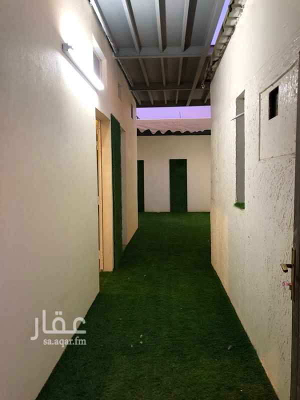 1752278 استراحه جديده
واسعه
مجلس كبير
وغرفه حارس
مطبخ
دوره مياه
يوجد كبينه الاياف بصريه
الموقع ممتاز
الاطلاله جميله
يوجد مواقف