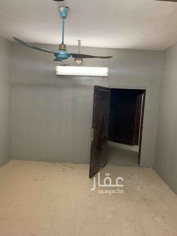 1503860 السلام عليكم
شقتين للايجار
(الدور الاول )
شقه تتكون :
١- ٤غرف
٢- ١صاله
٣- ٢دورات مياه
٤-مطبخ
مجدده بالكامل الارضيه سيراميك
سعر الايجار (٨٠٠٠)سنوي تدفع كل نصف سنه ٤٠٠٠
(الدور الثاني)
شقه تتكون :
١- ٤غرف
٢- ١صاله
٣- ١دورات مياه
٤- مطبخ
٥-منور
مجدده بالكامل الارضيه سيراميك
سعر الايجار(٧٠٠٠)سنوي تدفع كل نصف سنه ٣٥٠٠