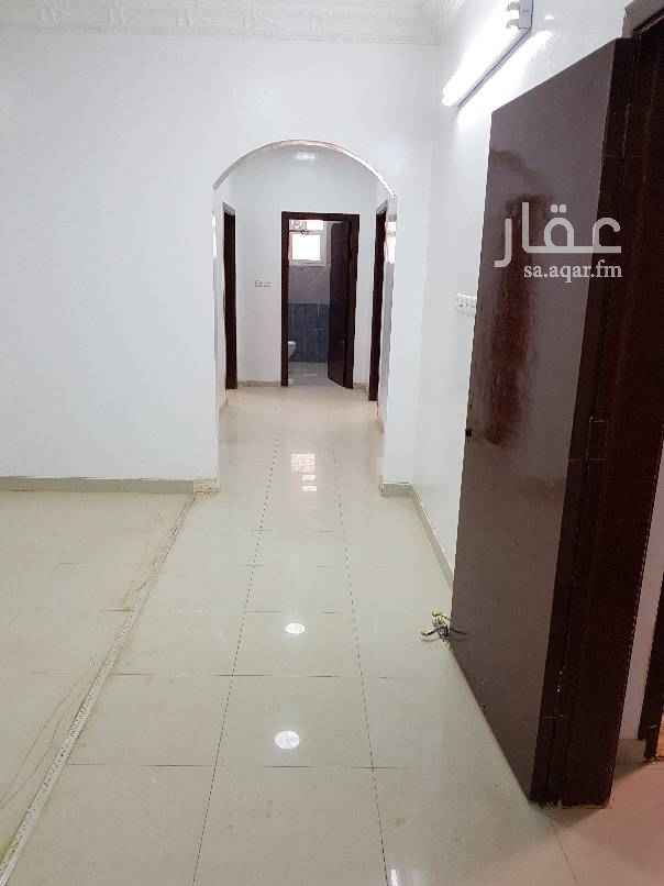 1750204 شقة عوائل تقع في الدور الأول ولها مدخل خاص نظيف
وفيها ثلاثة غرف و صالة ومطبخ وحمامين
الشقة وجدت إهتمام ب جدرانها وأبوابها و بلاطها وما يخص السباكة والكهرباء وهي بحالة ممتازة الآن
وهي قابله للإيجار الشهري و السنوي بنفس المبلغ الحالي
التواصل وتساب