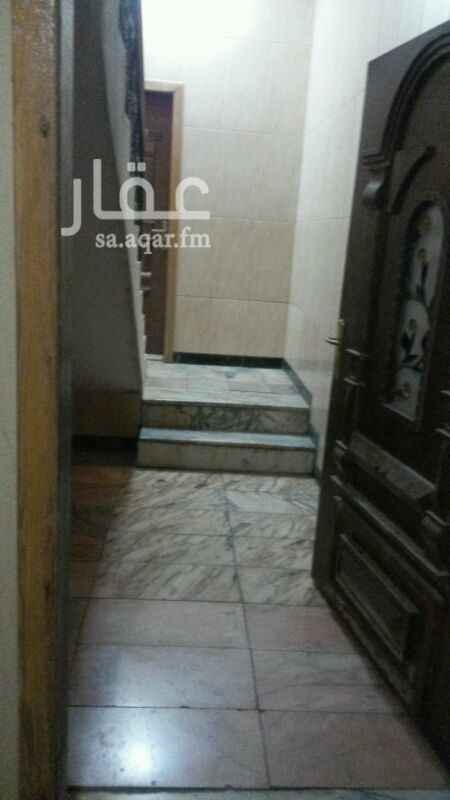 1291843 للأيجار شقة بالسطح
4 غرف
صالة
2 حمام
مطبخ
وسطح خاص
الكهرباء مفصوله