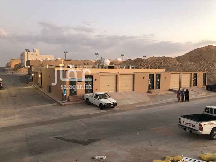 1703048 مجمع استراحات للبيع..(7استراحات)
الكيلو الخامس حي النرجس
على شارعين شارع 20 وشارع 10
مساحة الارض/900م
دخلها السنوي/200الف ريال
عمرها/6سنوات
واجهتها شمالي شرقي
حدها مليونين و300الف قابله للتفاوض
للتواصل/
0500711545
0550530259