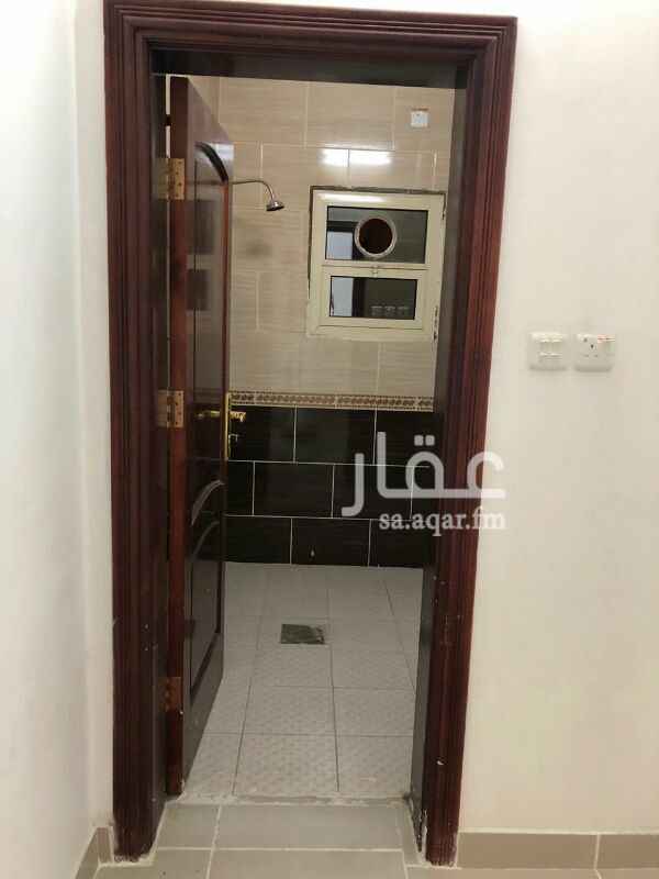 1040392 شقق للايجار السنوي بحي الربوة خلف سوق الراية مجدده ونظيفة ماشاء الله
مكونة من ٤ غرف وصالة ومطبخ و2حمام
تشطيبات ممتازه بسعر ٢٠٠٠٠ علي دفعتين بالدور الثالث
جميع الشقق بها مكيفات ومطبخ راكب
كما يوجد ملحق مع السطح
وشقة ٣ غرف مكيفات ومطبخ راكب ٢ حمام ب ١٨ الف بالدور الاول
الاتصال علي 0557111147