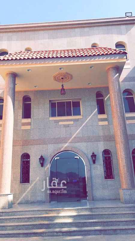 1133312 مجمع سكني فخم ورائع يحتوي على ٤٠ وحدة سكنية (غرفتين+دورة مياة+مطبخ)، تم استخراج رخصة اسكان حجاج لعام ١٤٣٩هـ (٣٧٥ حاج)، ويمكن تأجيرها خلال السنة كوحدات سكنية مفروشة ..
تقع العمارة في حي العوالي (شارع ابراهيم الجفالي)
تم عمل ترميم وتجديد كامل للمبنى، وعمل شبكة انذار وحريق كاملة وتسليم المبنى لمؤسسة سلامة معتمدة من الدفاع المدني لاستخراج رخصة الدفاع المدني ، وهو الآن جاهز للتأجير ..
تصلح ان تكون :
مستشفى او مستوصف او مركز صحي - مجمع مدارس اهلية
مباني ادارية او دائرة حكومية
للتواصل
056 661 8052