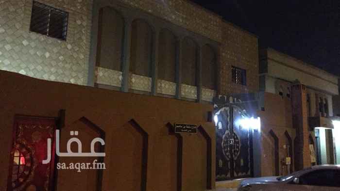 1436922 دور علوي 3غرف وصاله ومجلس وغرفة طعام ودورتين مياة حي الخليج شارع سلمه بن عاصم علما بان جميع الخدمات والمرافق المدرسية والصحية موجودة