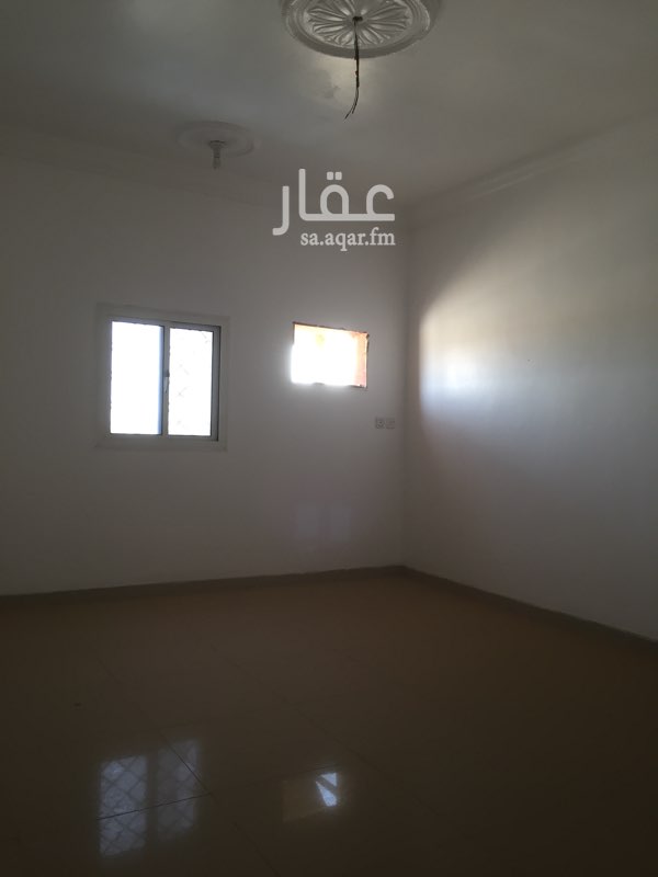 1695451 شقة سكنية على شارع الستين الشرقي