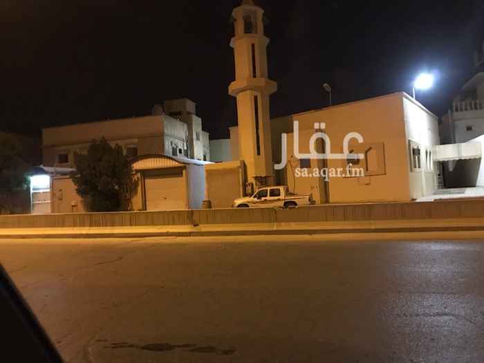 1456174 فيلا على الشارع الرئيسي تصلح سكن للعمال