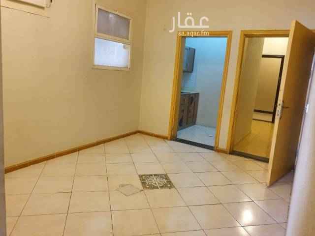 1715933 شقه للايجار
شارع الفرزدق
بجانب معهد الاداره العامه ومستشفى عبيد
غرفتين نوم + صاله + دورة مياه + مطبخ
دولاب مطبخ + مكيفات (راكبه)
مدخل خاص جانبي مستقل عن مدخل العماره
الايجار السنوي = ١٨٠٠٠
+ ٧٥٠ مياه
+ ٥٠٠ خدمات
الإجمالي سنوي = ١٩٢٥٠
نصف سنوي = ٩٦٢٥
ربع سنوي = ٤٨١٣
هناك ١٠٠٠ ريال تامين مسترده بعد تسليم المفتاح