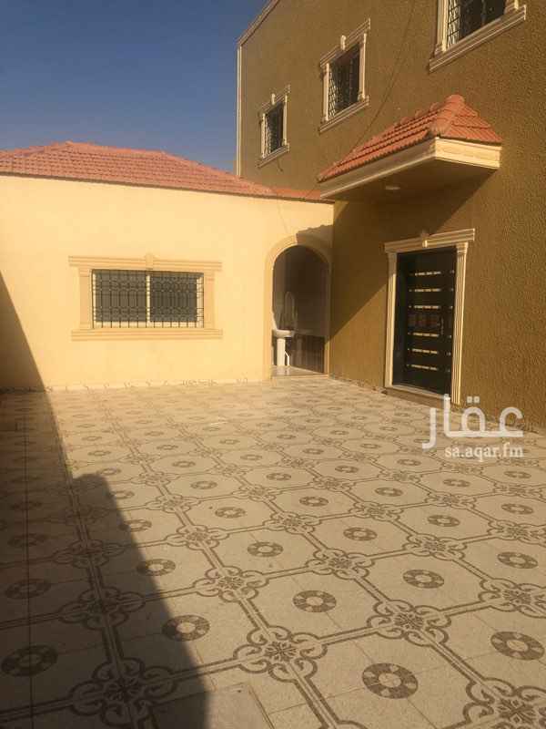 1588283 دور أرضي واسع تشطيب مميز جبسيات ومكيفات وحوش واسع جدا عدد غرف النوم 3 ومجالس رجال ونساء وصاله ومقلط وملحق خارجي مجهز ومدخلين للرجال والنساء
قابل للتفاوض بالمعقول